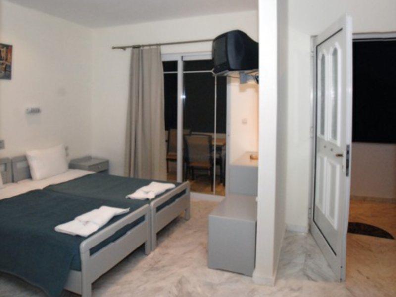Villa Life Agia Marina  Exterior photo