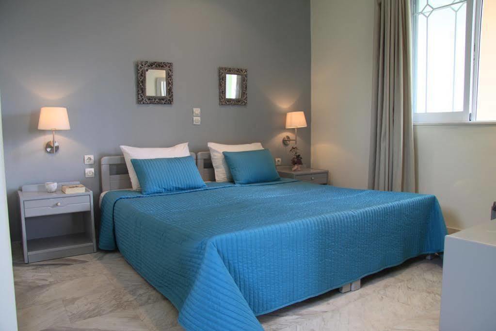 Villa Life Agia Marina  Exterior photo